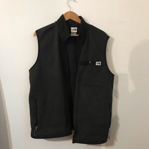 The Northface Black Fleece Zip Up Vest